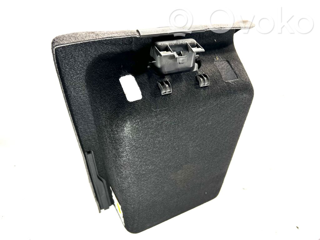 Sānu dekoratīvās apdares panelis