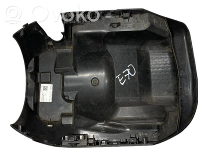 Stūres ass dekoratīvā apdare