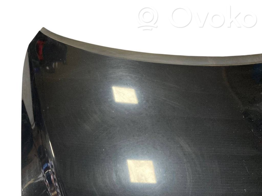 Dzinēja pārsegs (vāks)