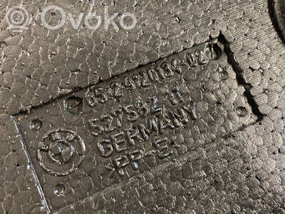 Rezerves riteņa nodalījuma dekoratīvā apdare