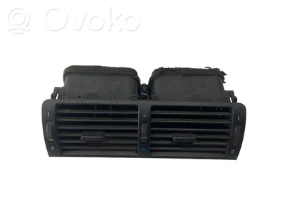 Centrālais gaisa ventilācijas režģis