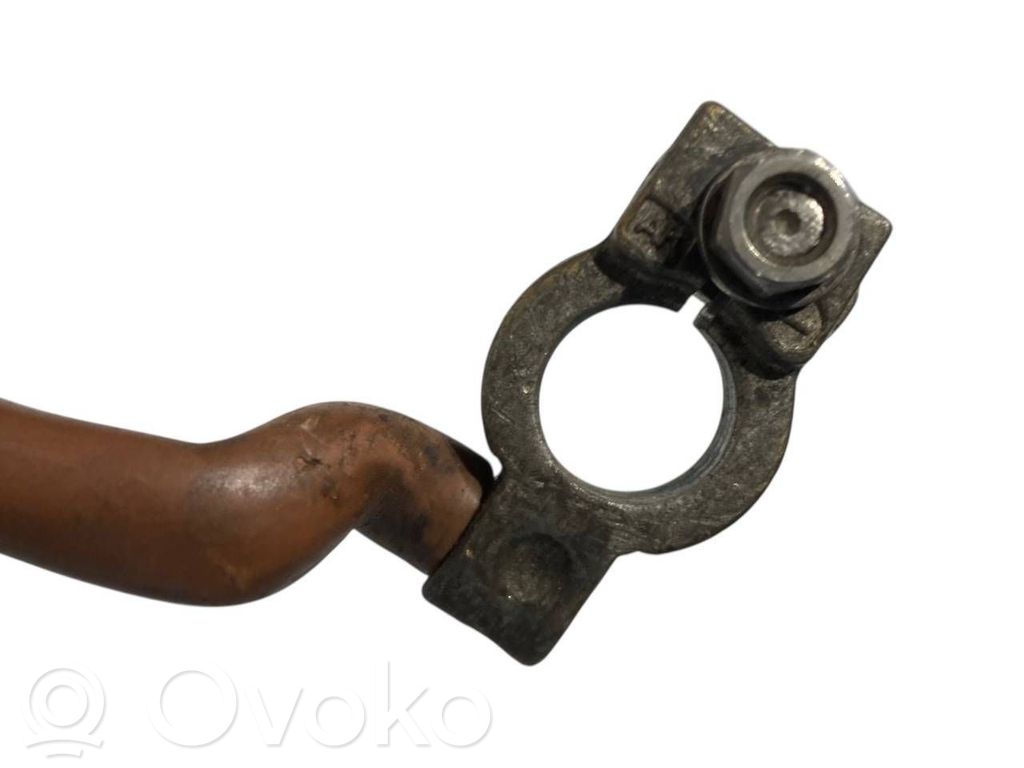 Mīnusa vads (akumulatora)