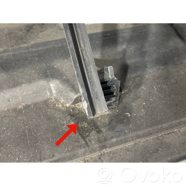 Airflow deflector(s)