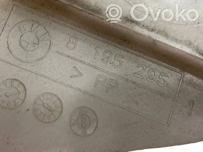 Priekšpusē bampera turētājs