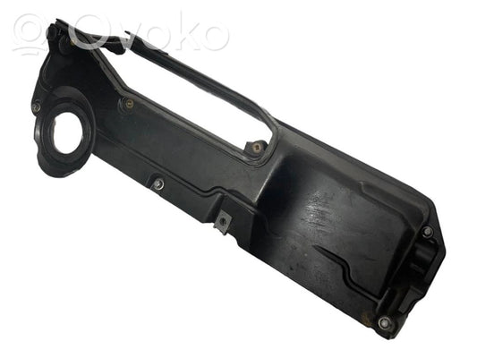 Крышка двигателя (декоративная отделка)