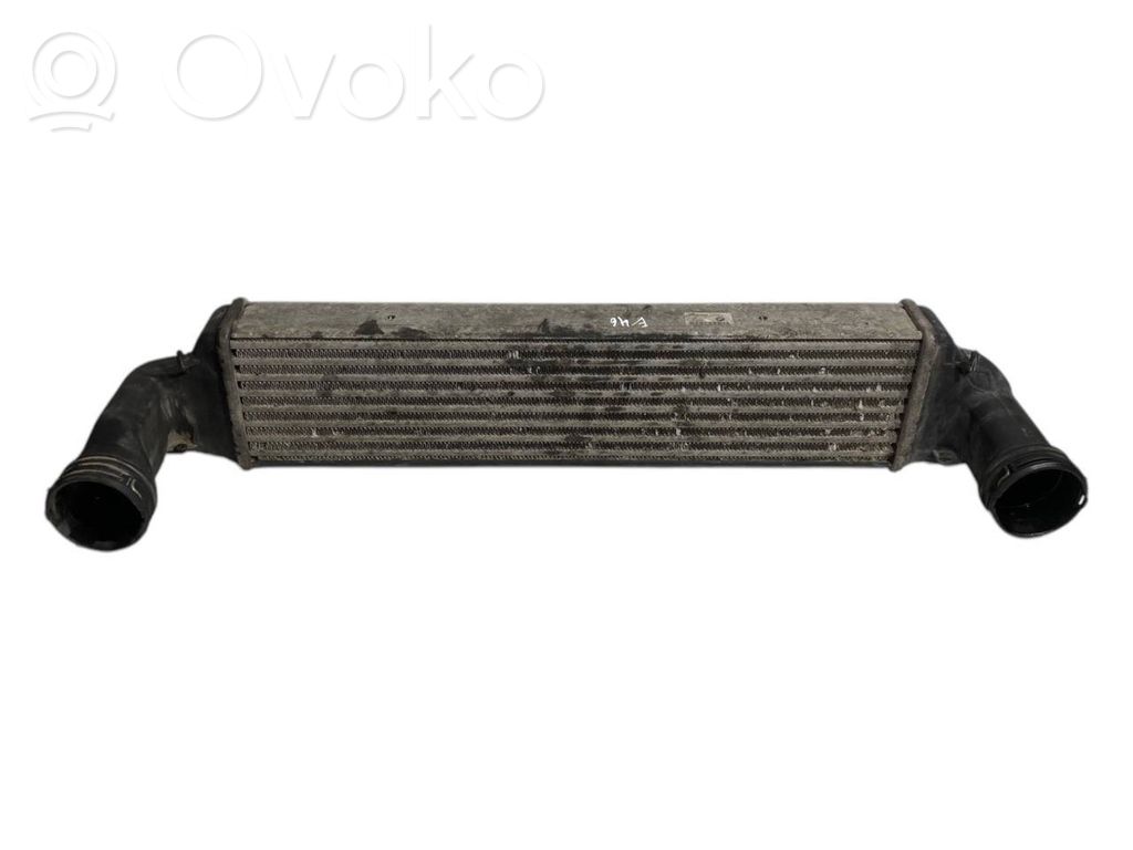 Starpdzesētāja radiators