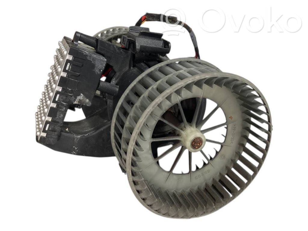 Mazā radiatora ventilators