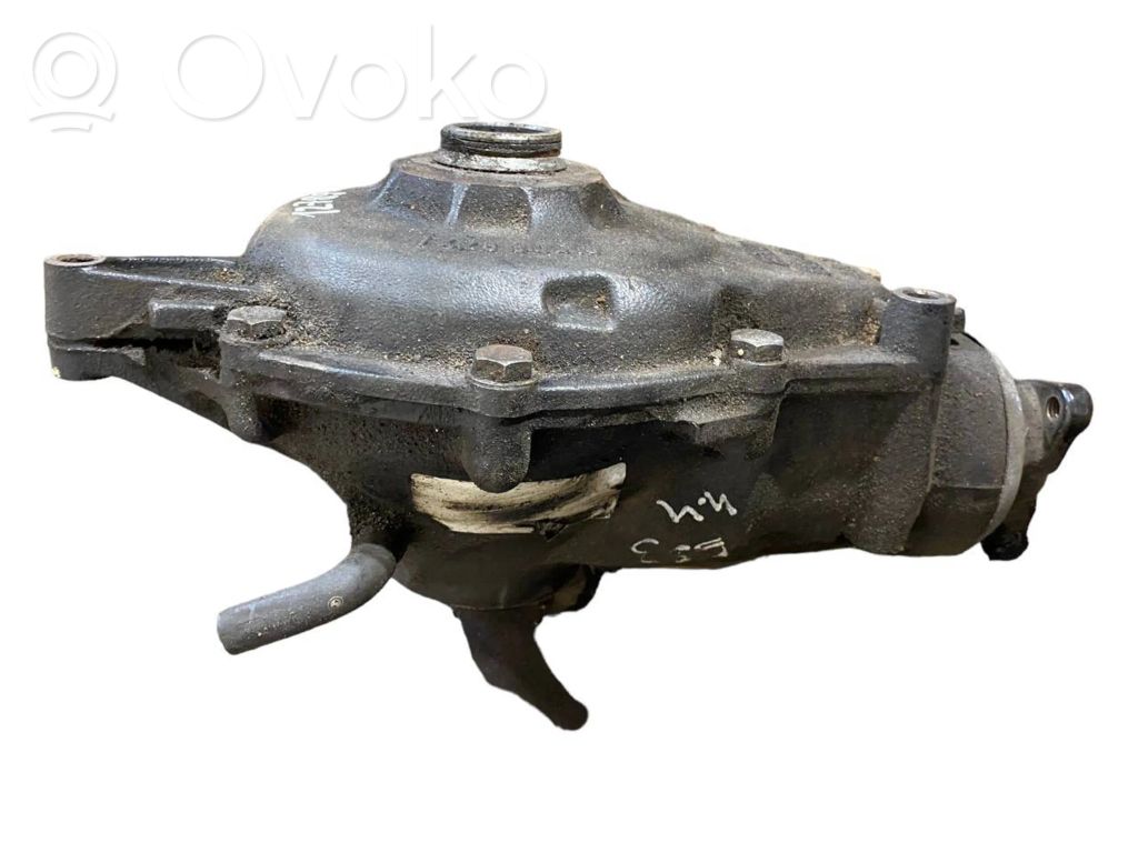 Priekšējais reduktors