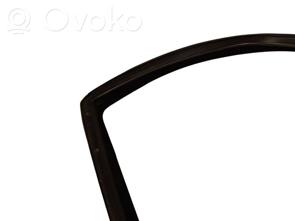 Aizmugurē apdares gumija (virsbūvē)