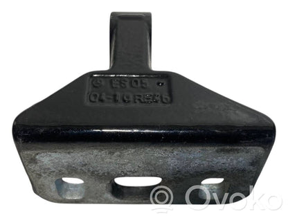 Rear upper hinge