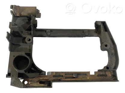 Holder/bracket for external opening handle at the front