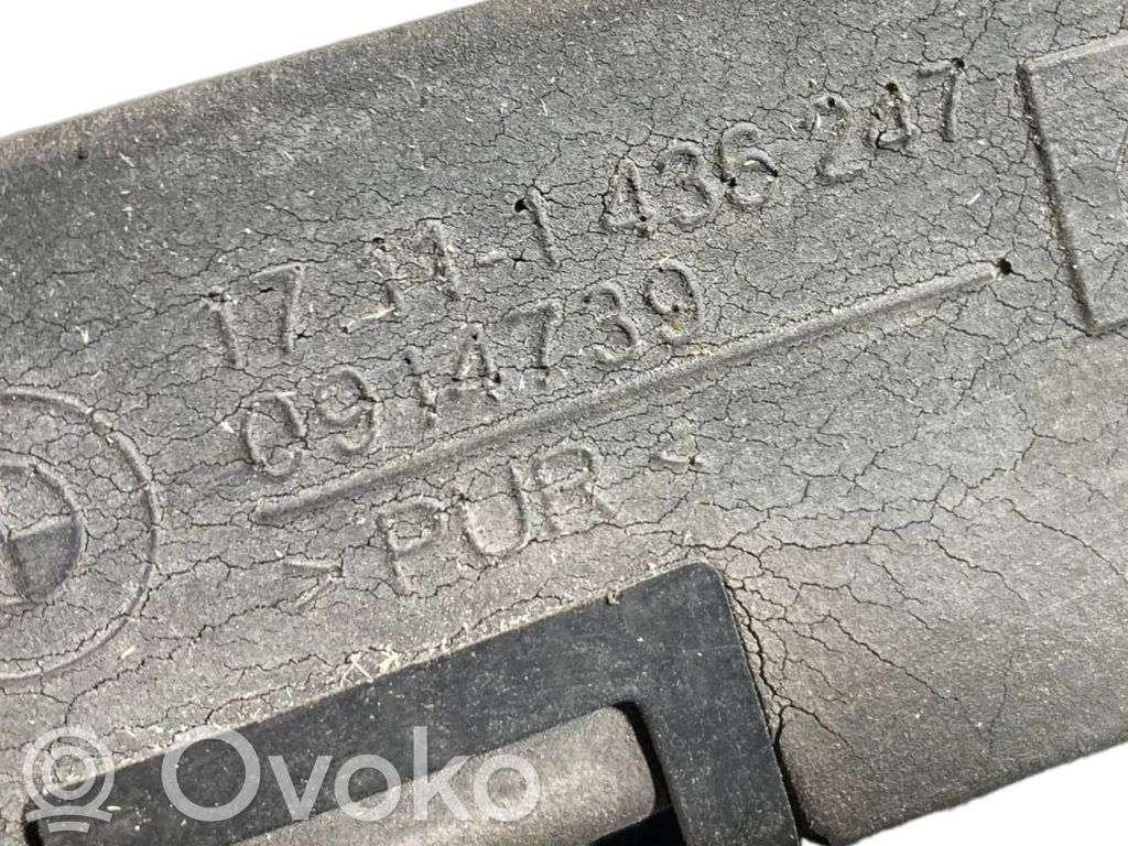 Radiator(s) holder/bracket