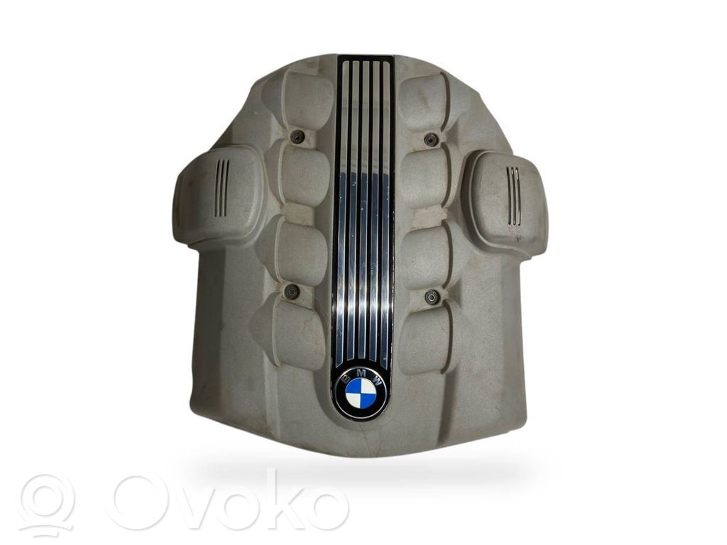 Engine cover (decorative trim)