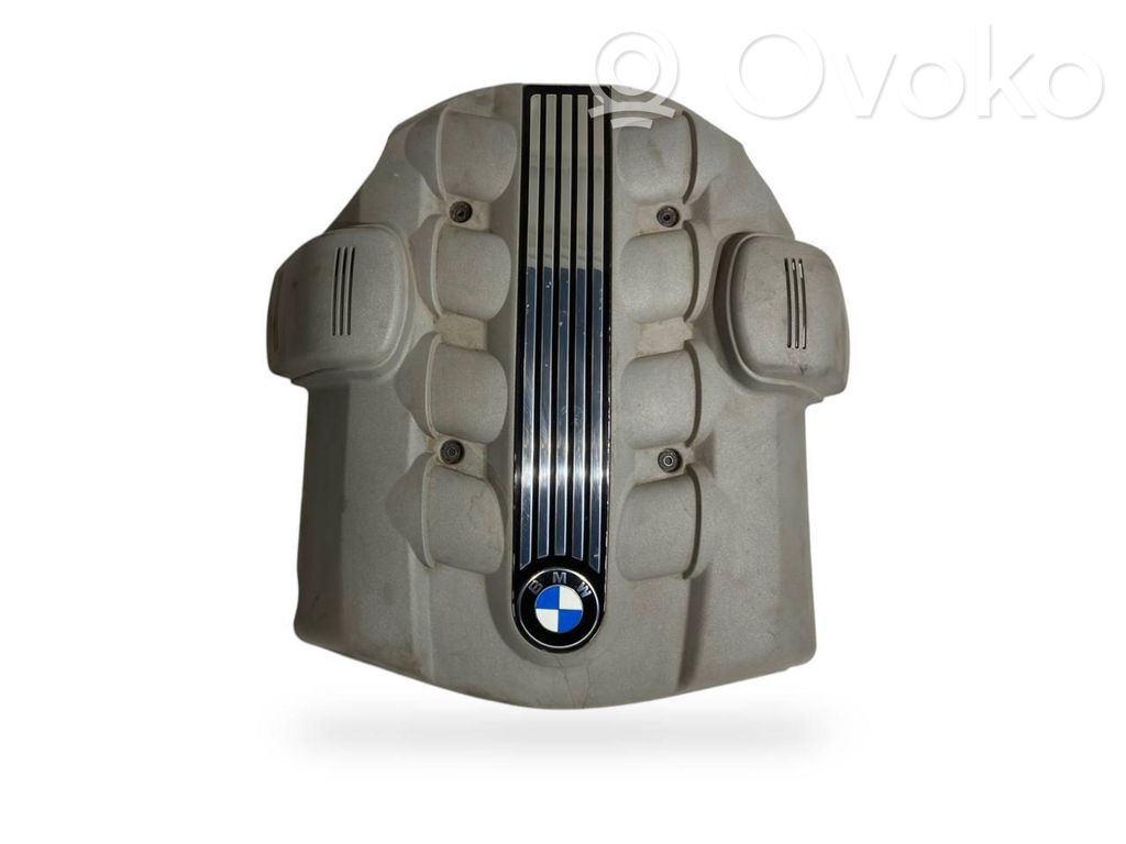 Engine cover (decorative trim)