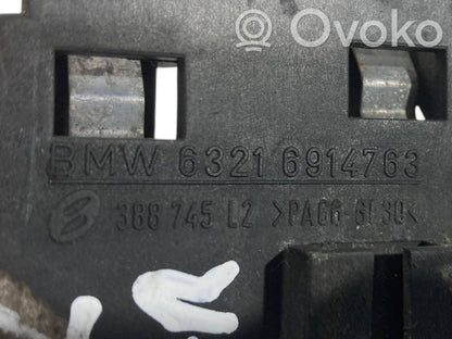 Priekšpusē bampera turētājs