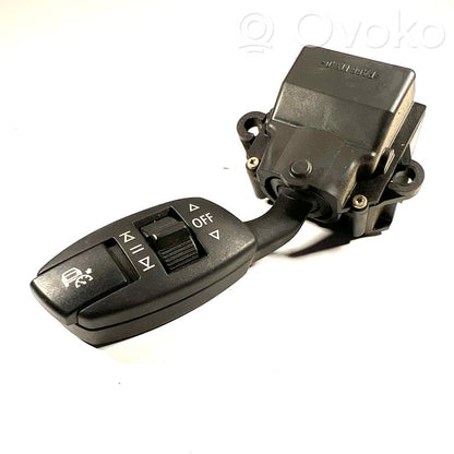 Kruīza kontroles (autopilota) sviria