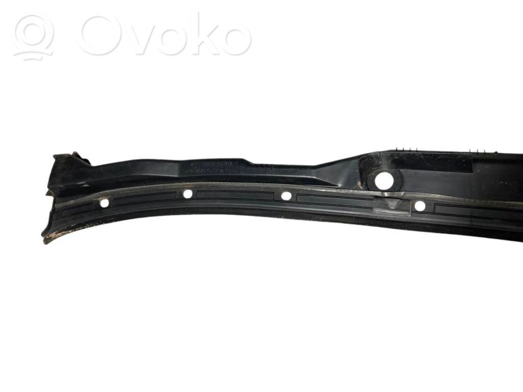 Stikla tīrītāja slotiņas