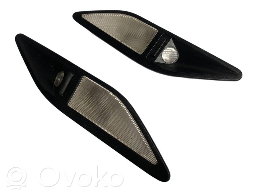 Rokturu komplekts griestiem