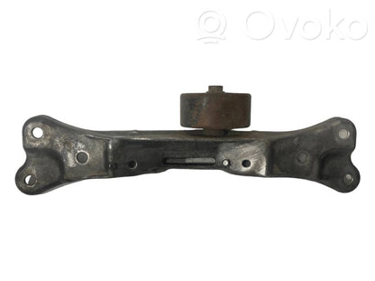 Transmission mounting bracket