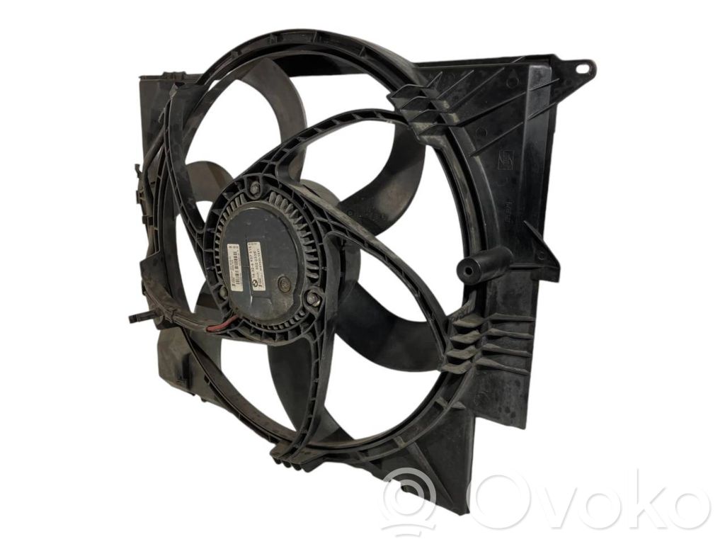 Elektrisks radiatoru ventilators