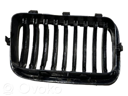 Apakšējais režģis (trīsdaļīgs)