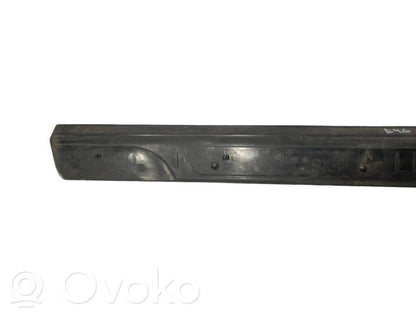 Front sill trim (inner)
