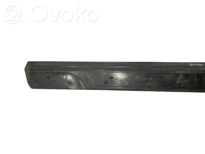 Front sill trim (inner)