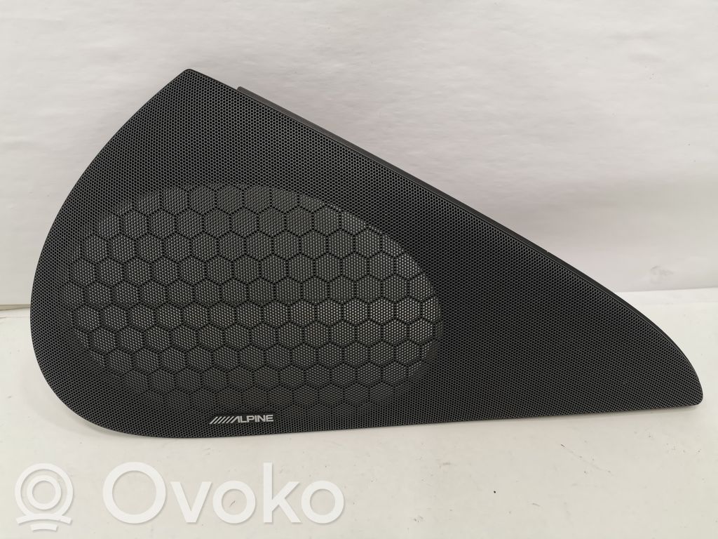 Front speaker decorative trim