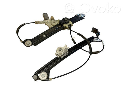 Priekšpusē elektriskā loga pacelšanas mehānisma komplekts