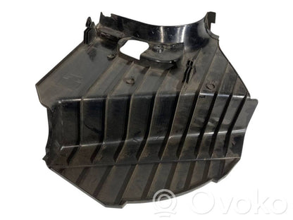 Kāju zonas sānu dekoratīvā apdare