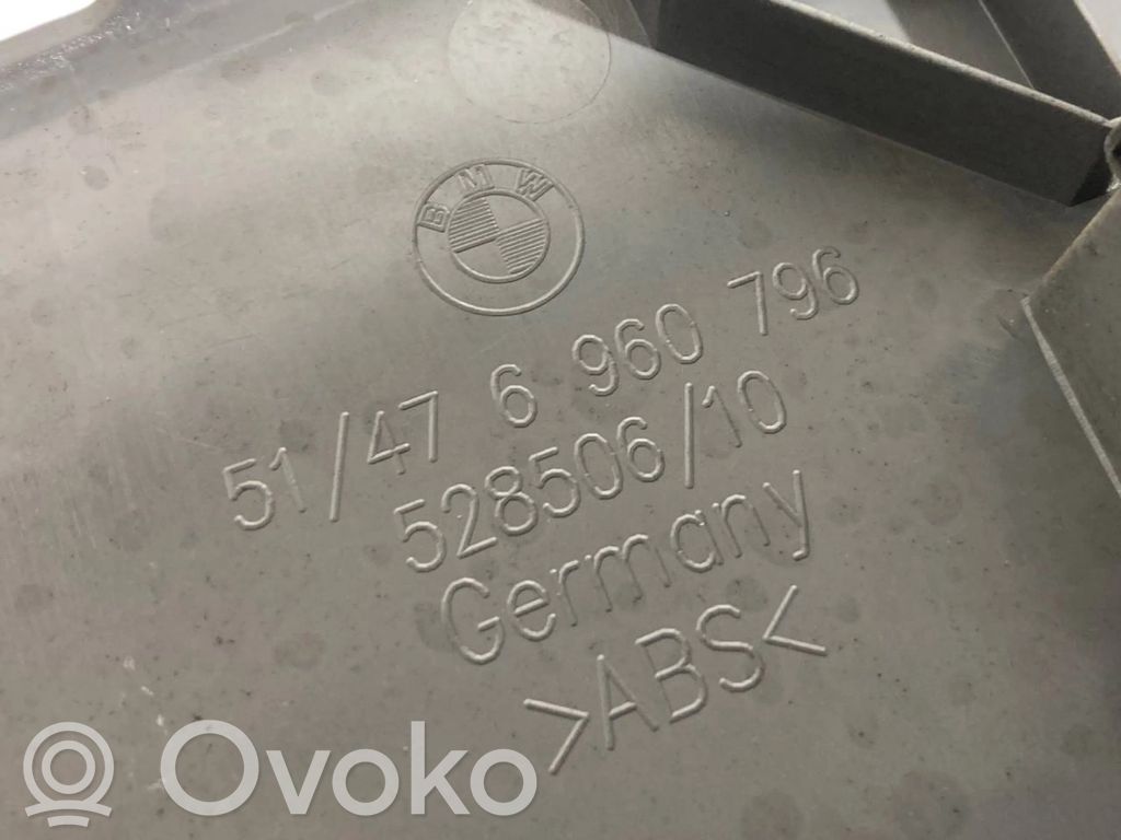 Cita veida bagāžnieka dekoratīvās apdares detaļa