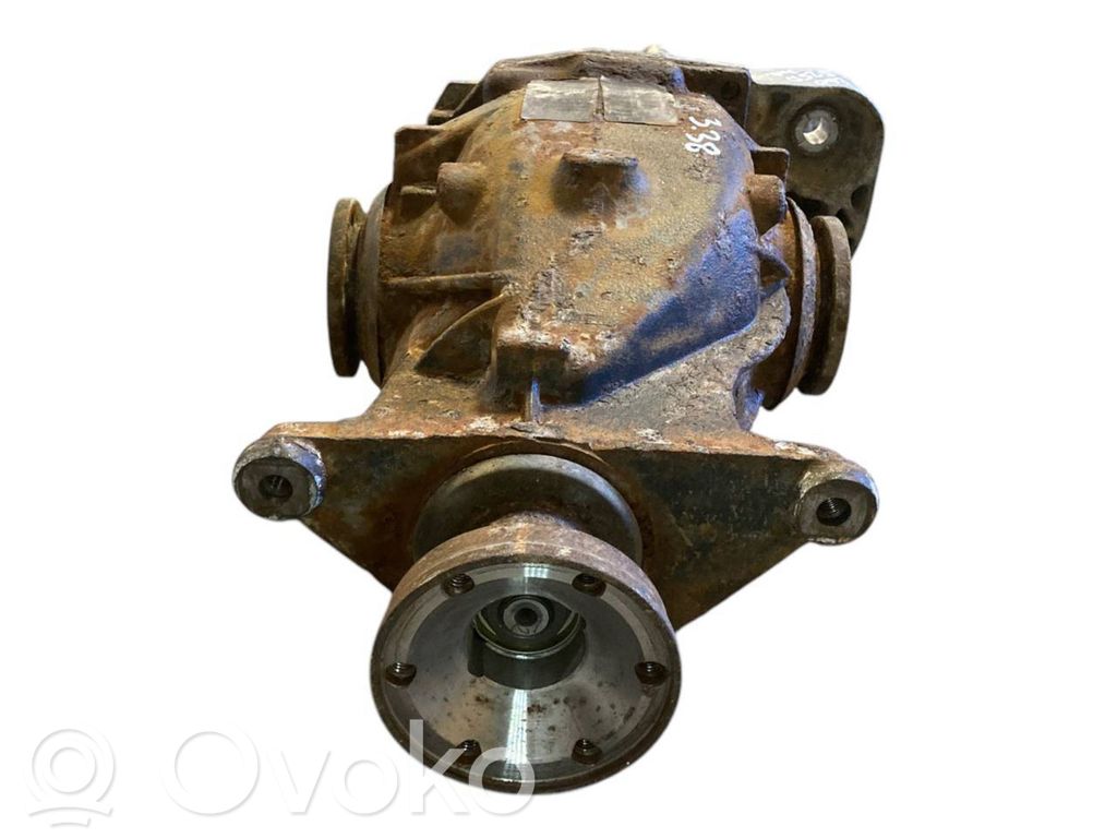 Aizmugurējais reduktors