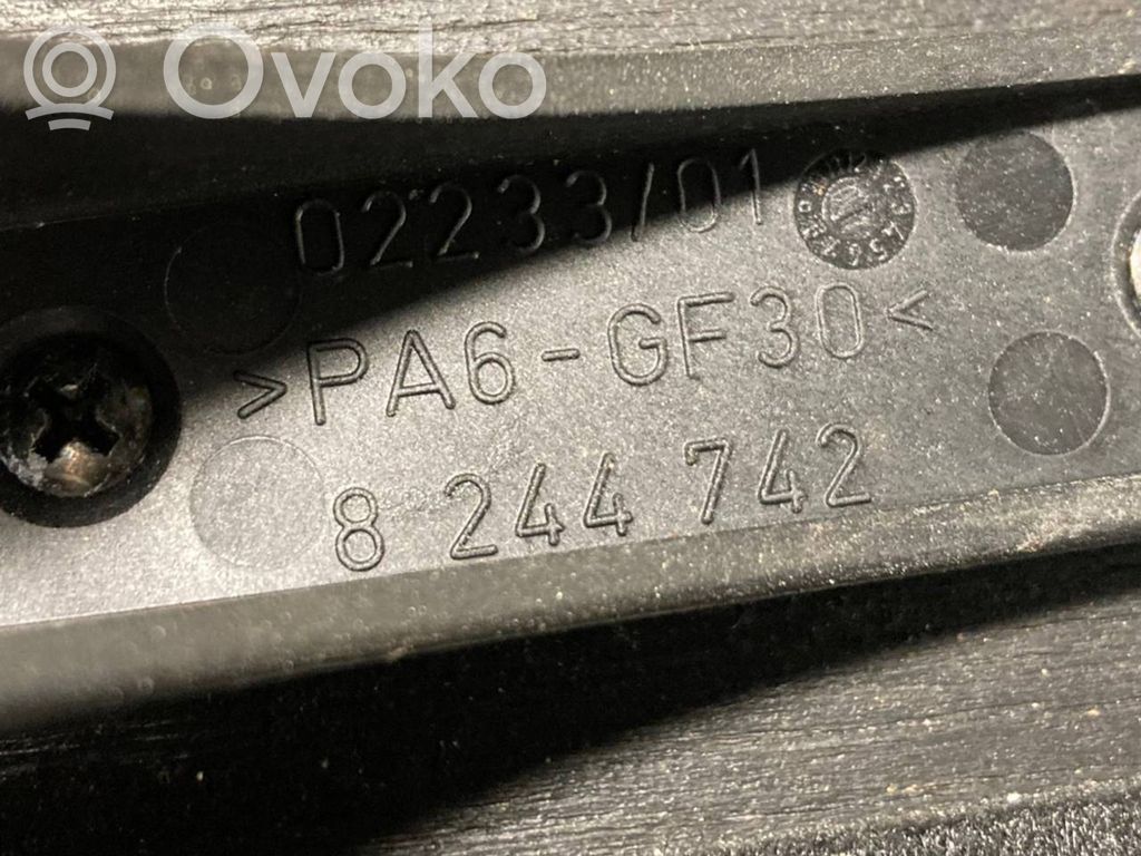 Bagāžnieka paklājiņš