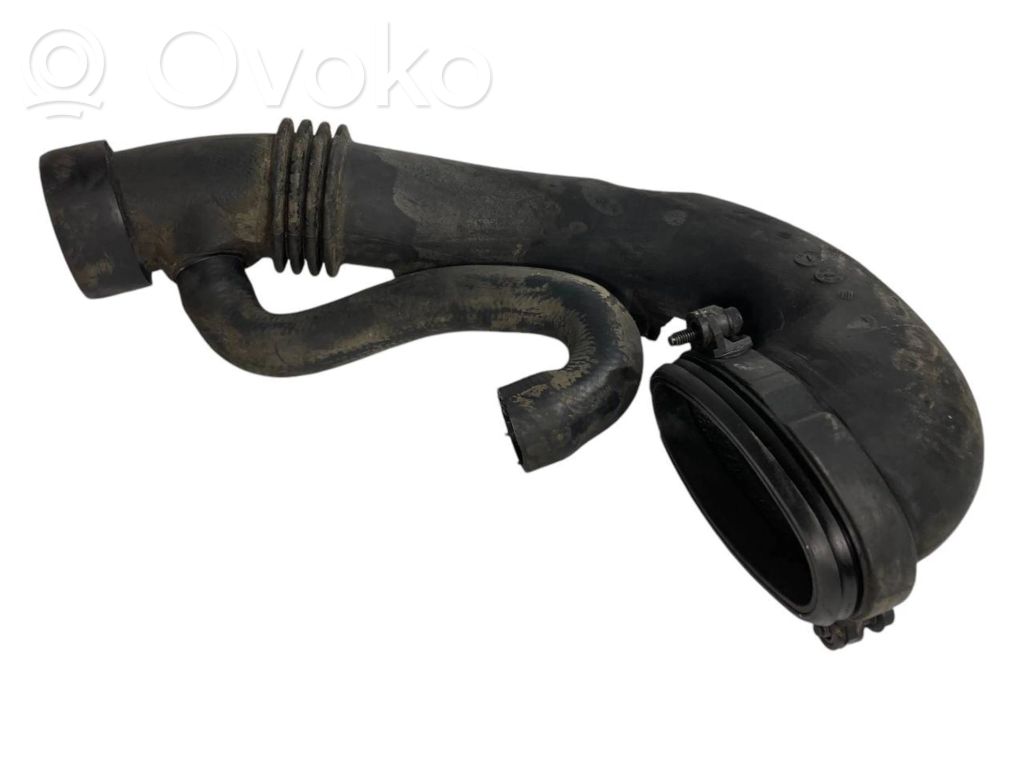 Gaisa caurule uz turbīnu