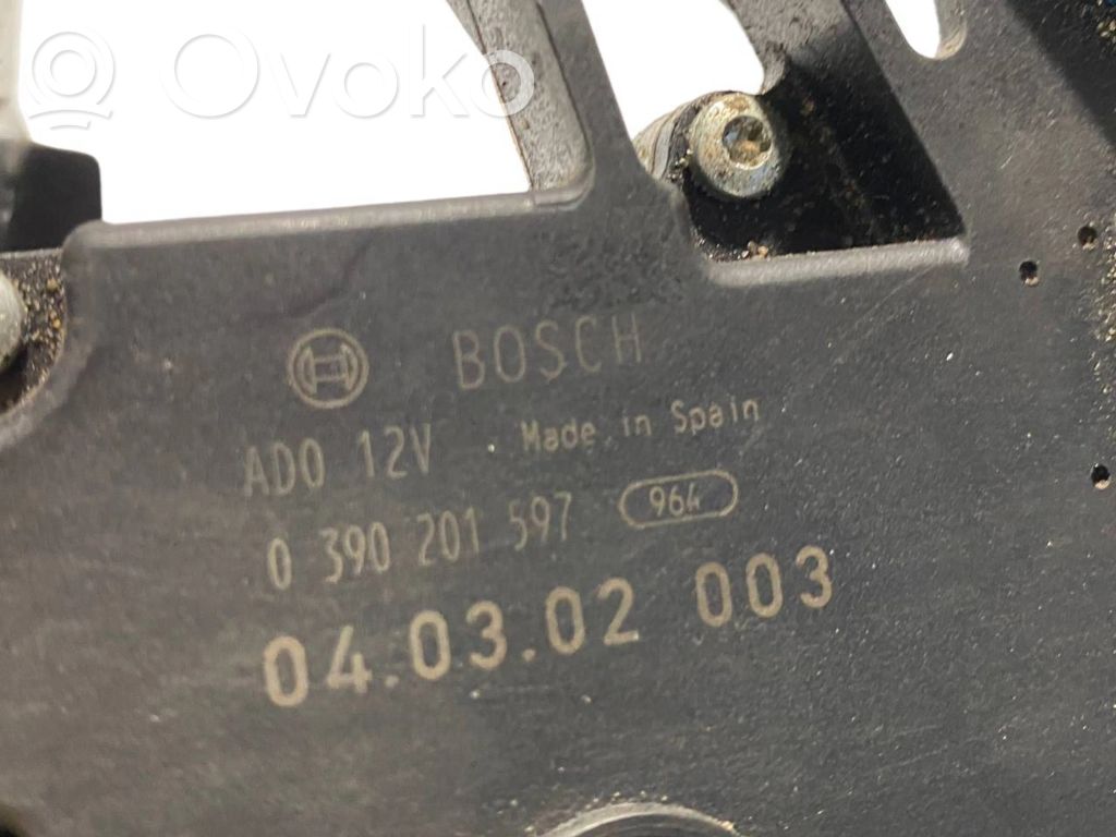 Aizmugurējā loga tīrītāja motoriņš