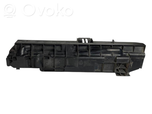 Radiatora (-u) turētājs / kronšteins