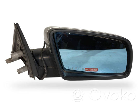 Mirror (electrically controlled)