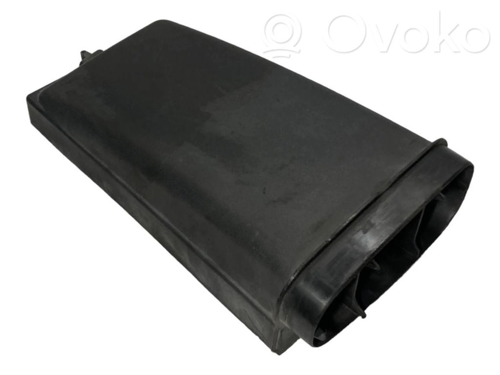 Salona gaisa mezgla plastmasas korpuss