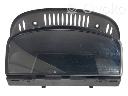 Ekrāns / displejs / mazais ekrāns