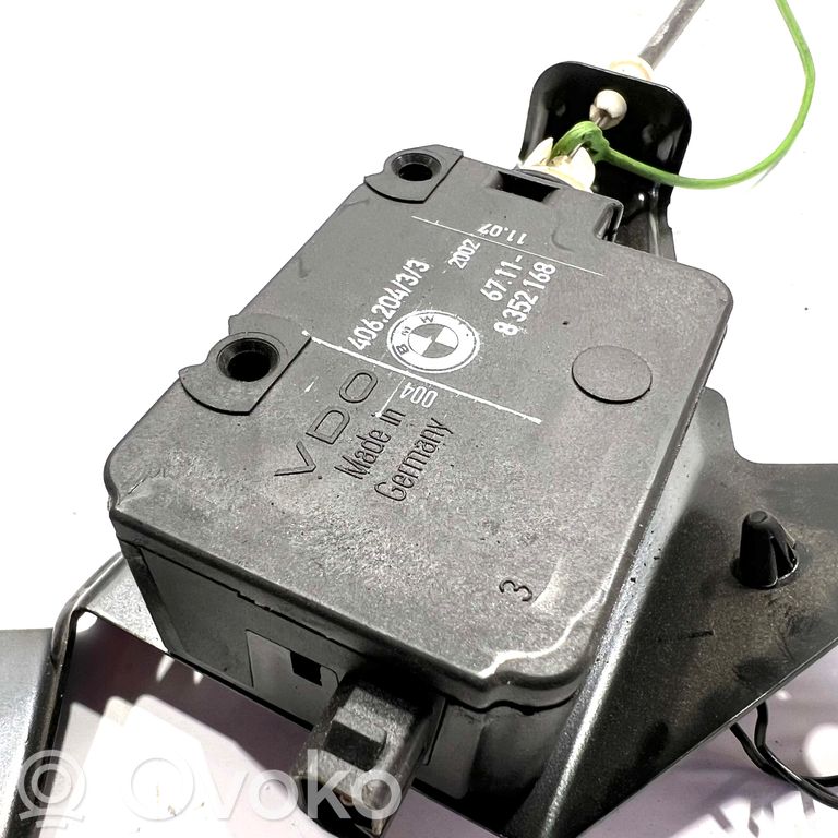 Degvielas tvertnes vāciņa bloķēšanas motorīts