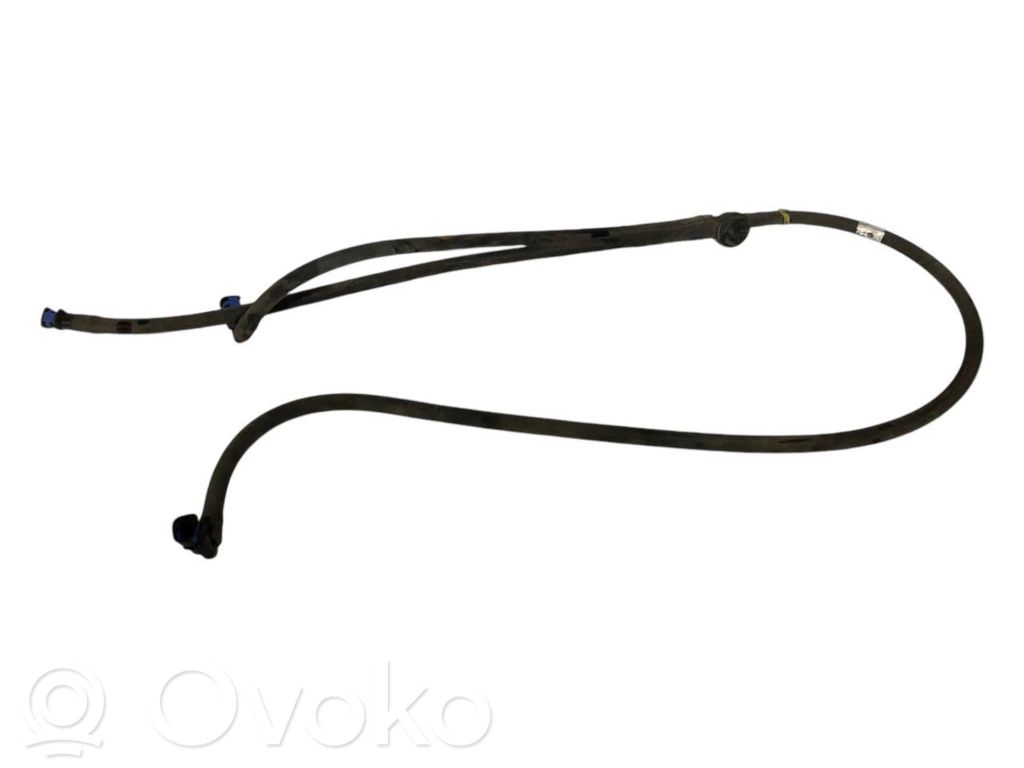 Lukturu mazgāšanas šķidruma trubiņa (-as)