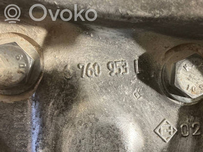 Priekšējā riteņa rumbas vārpstas šarnīrs (stupica, capfa)