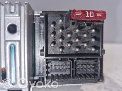 Радио / CD/DVD-плеер / навигация