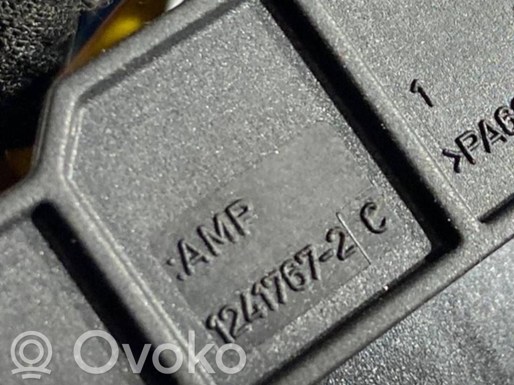 Skaņas sistēmas elektroinstalācija (vadi)