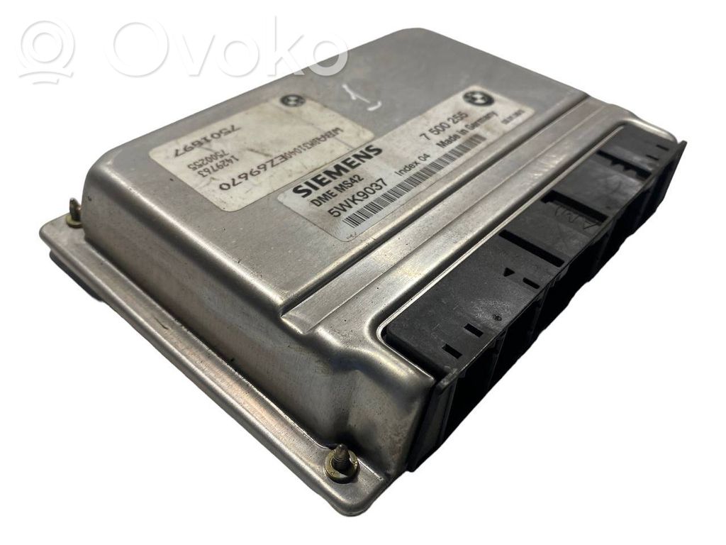 Dzinēja vadības bloks