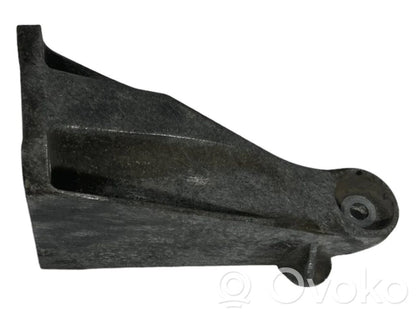 Dzinēja nostiprināšanas stiprinājums-kronšteins