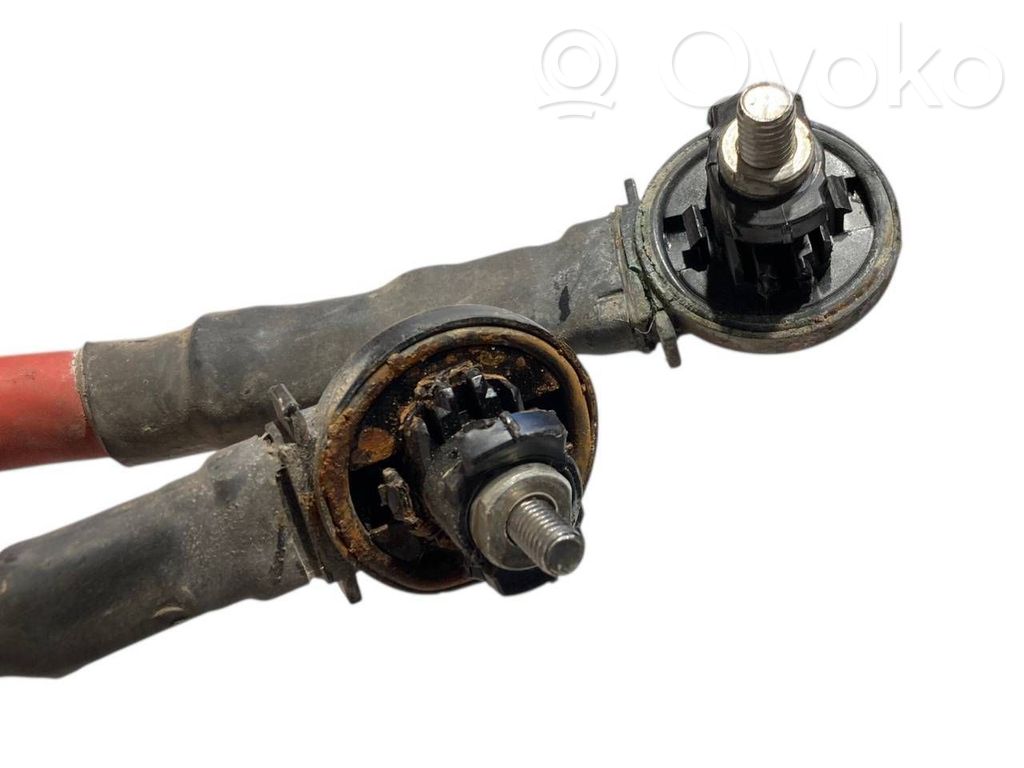 Positive wire (battery)