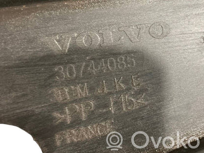 Bampera apakšas aizsargs