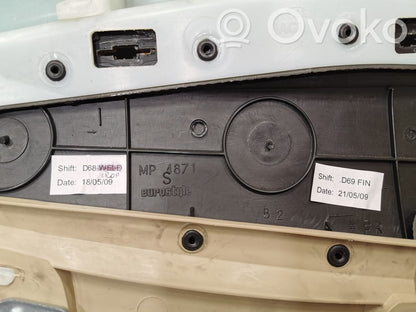 Priekšējo durvju apdare