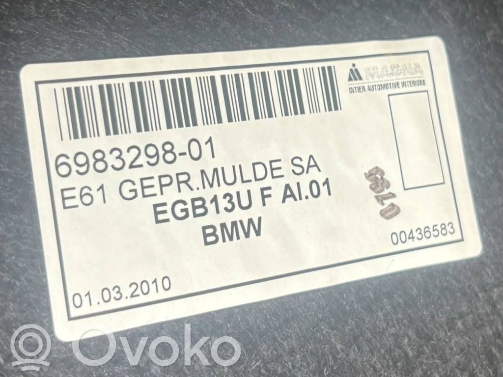 Bagāžnieka grīda / atslēgu komplekta turētājs